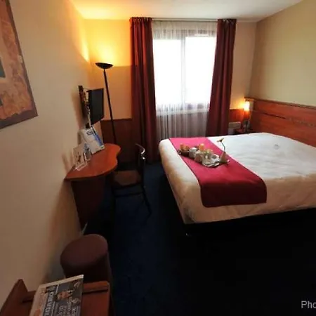 Brit La Beaujoire Parc Expo Hotel 4*