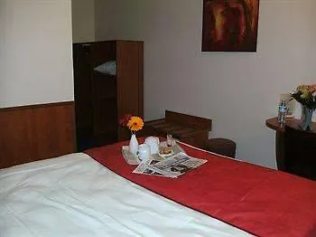 Brit La Beaujoire Parc Expo Hotel 4*