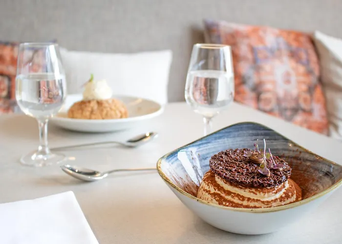 Brit La Beaujoire - L'amandine Hotel 4*