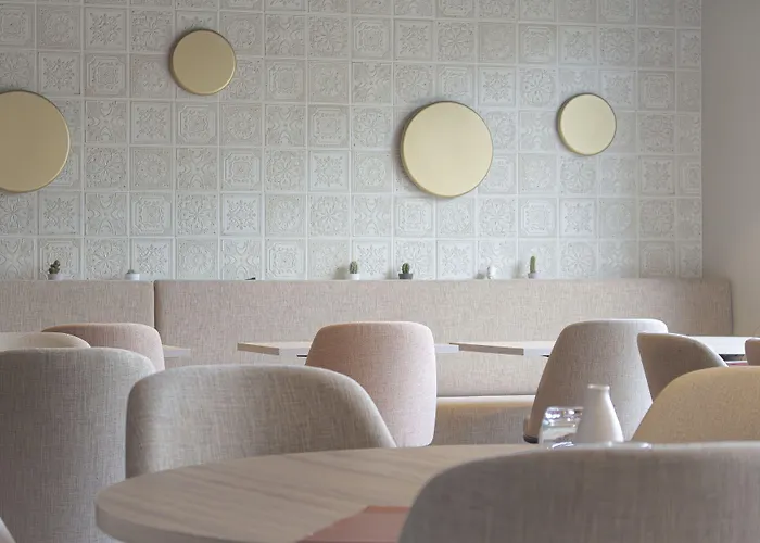 Brit La Beaujoire Parc Expo Отель